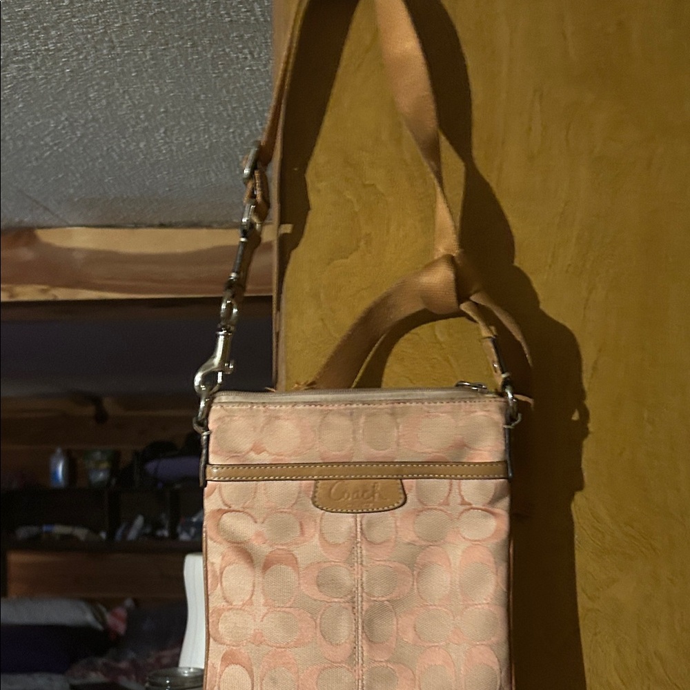 “VINTAGE” Coach Crossbody Bag